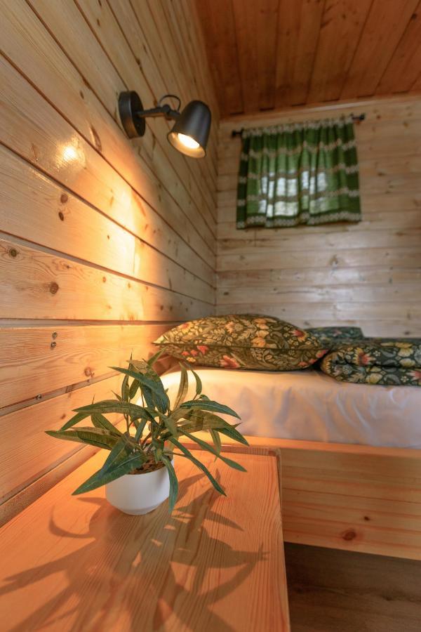 Hotel Nokling & Camping Hjelmeland Екстер'єр фото